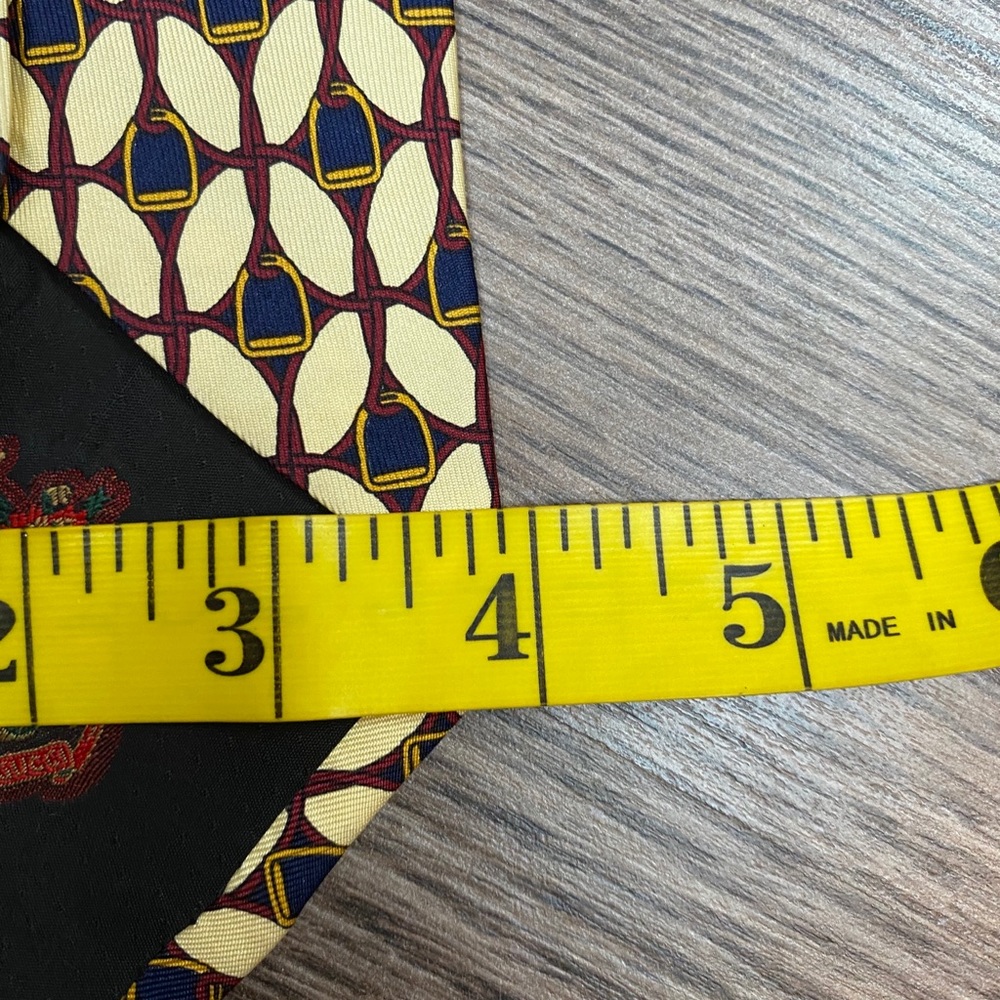 Gucci Yellow, Red, Navy & Gold Horse Bit Tie - Picture 5 of 5